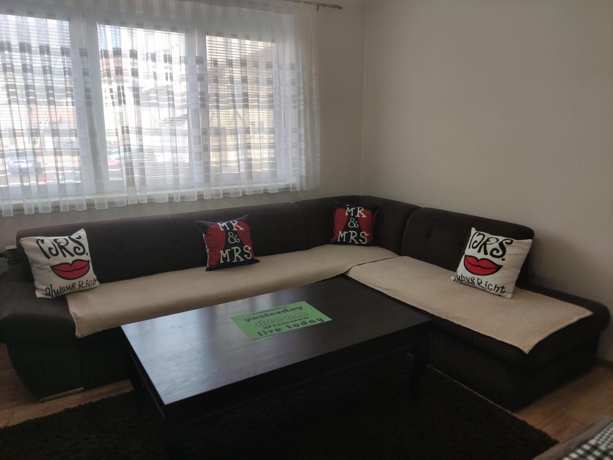 Apartmani Sarah Tuzla Kültér fotó